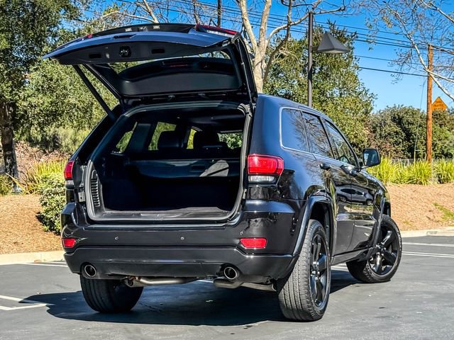 Used 2015 Jeep Grand Cherokee Altitude image 20