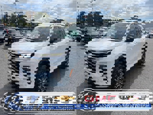 New 2026 Chevrolet Traverse LT w/ LPO, Floor Liner Package