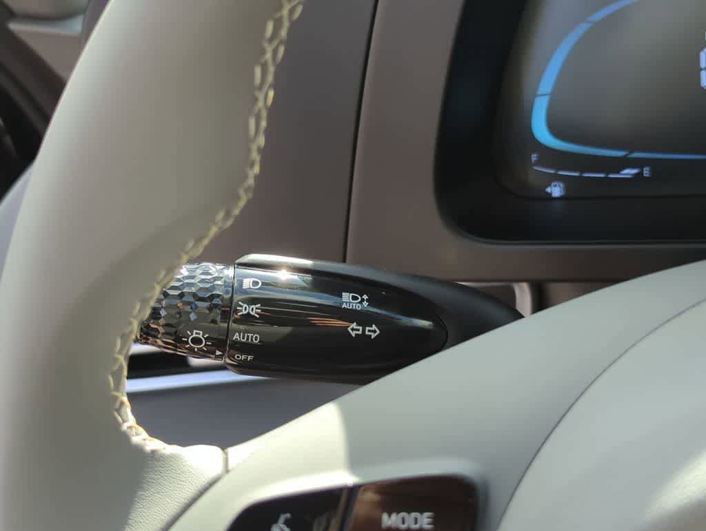 New 2026 Hyundai Elantra Sport FWD image 27