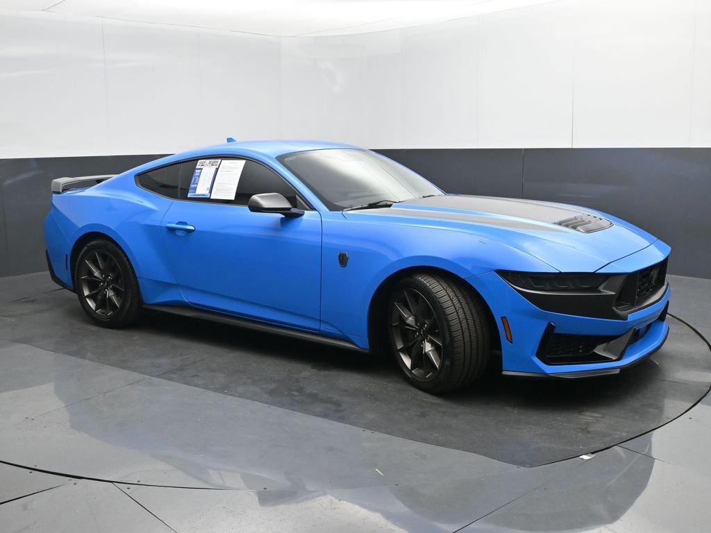 Used 2024 Ford Mustang Dark Horse image 7