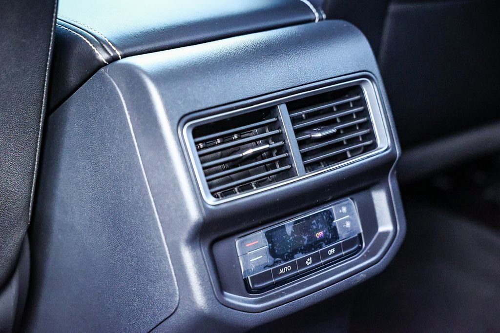 New 2026 Volkswagen Atlas SE image 31