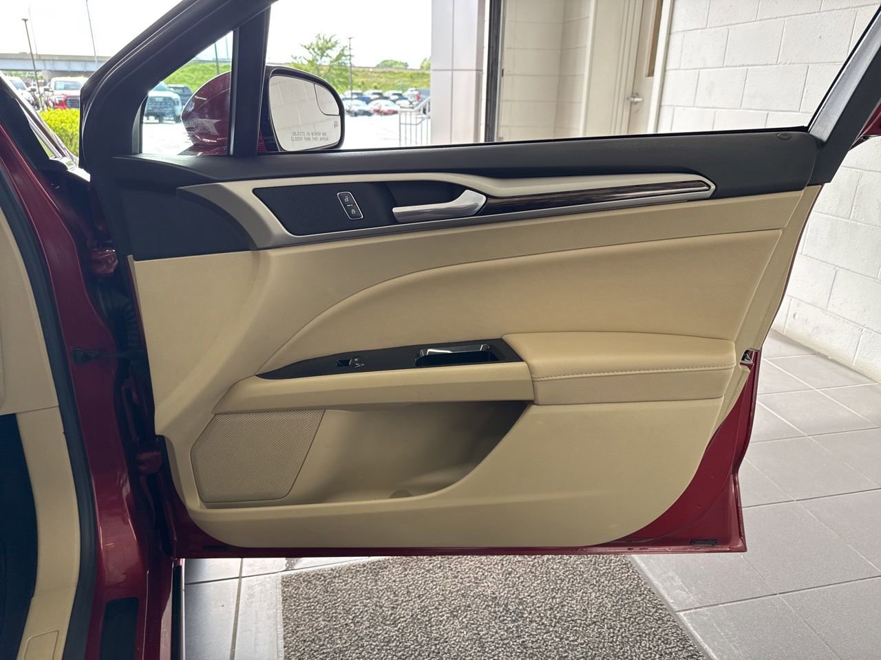 Used 2016 Ford Fusion SE w/ Equipment Group 502A FWD image 53