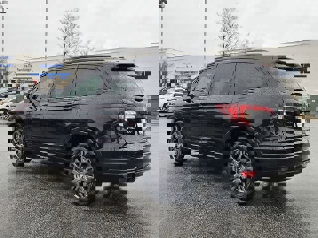 Used 2022 Honda Pilot Sport image 7