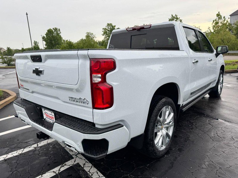New 2026 Chevrolet Silverado 1500 High Country AWD/4WD video 3