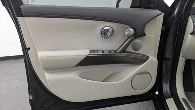 Used 2023 Genesis GV60 Advanced w/ Cargo Package image 13