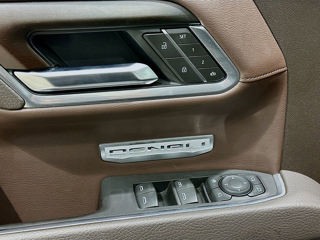 Used 2025 GMC Sierra 1500 Denali image 18