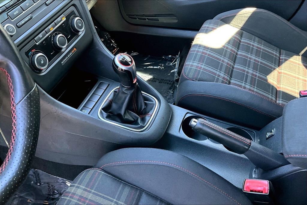 Used 2013 Volkswagen GTI 4-Door image 14