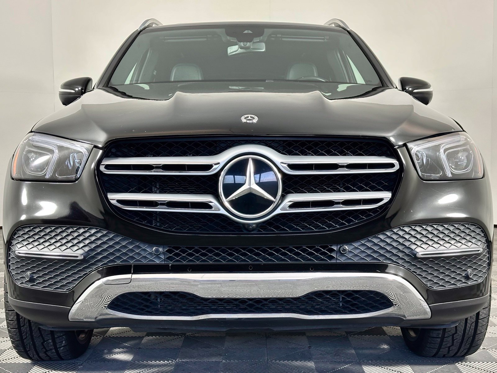 Used 2023 Mercedes-Benz GLE 350 w/ Premium Package image 2