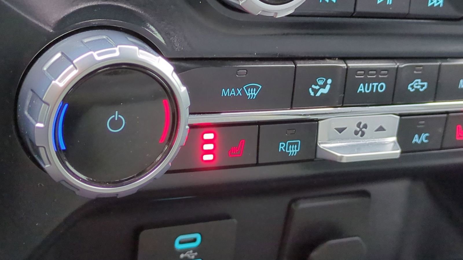 Used 2023 Ford F150 XLT w/ Equipment Group 302A High image 39