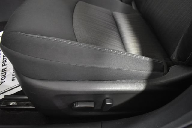 Used 2025 Nissan Altima 2.5 SV FWD image 12