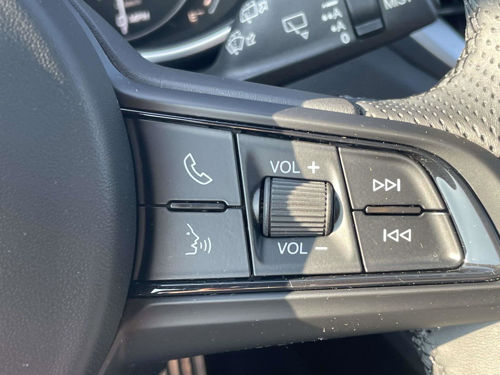 Used 2022 Alfa Romeo Stelvio Ti image 10