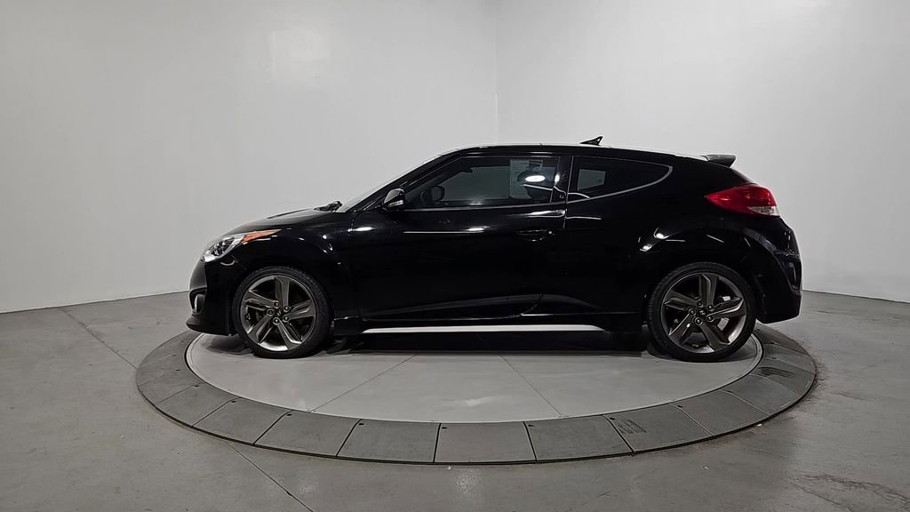 Used 2013 Hyundai Veloster Turbo w/ Ultimate Pkg image 2