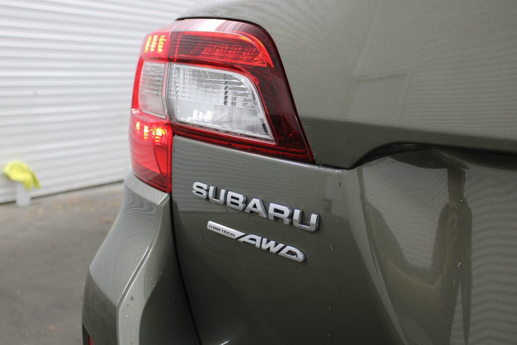 Used 2017 Subaru Outback 3.6R Touring w/ Popular Package #5A image 33