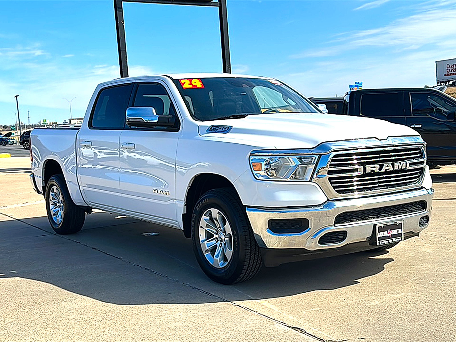 Used 2024 RAM 1500 Laramie image 10