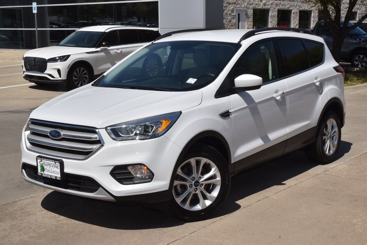 Used 2019 Ford Escape SEL image 38