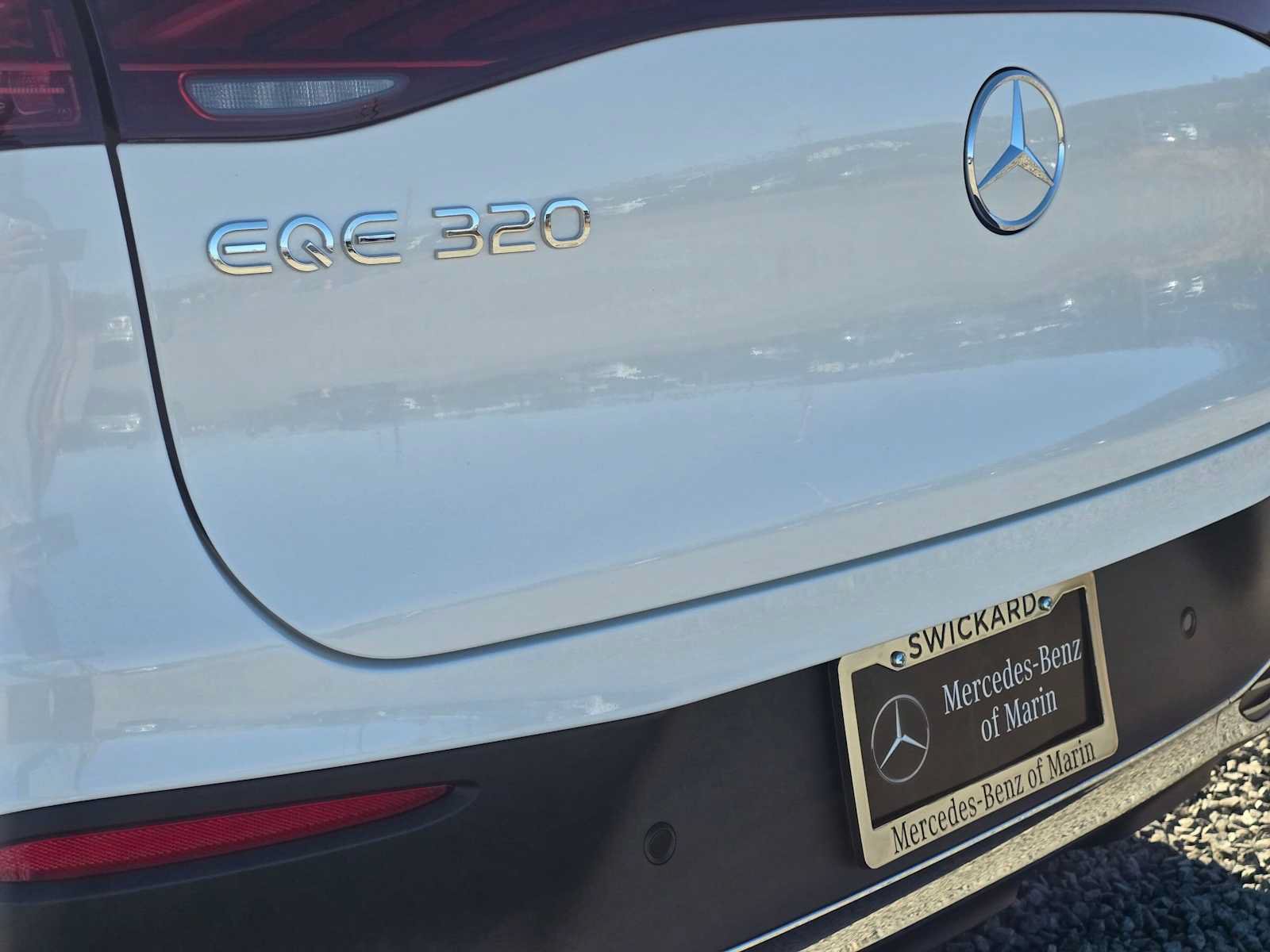 New 2027 Mercedes-Benz EQE 320 4MATIC SUV image 13
