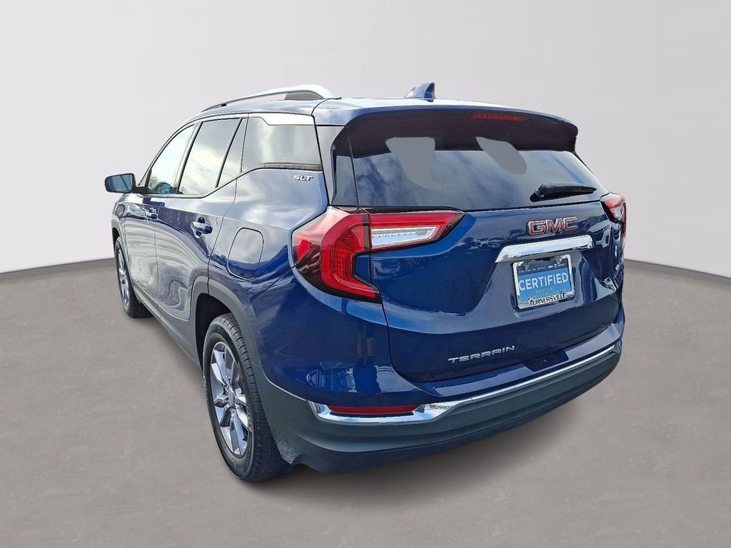 Certified 2022 GMC Terrain SLT image 4