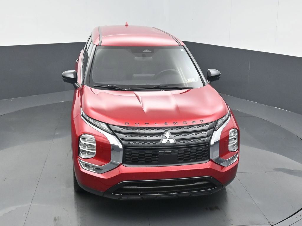 Used 2023 Mitsubishi Outlander SE image 6