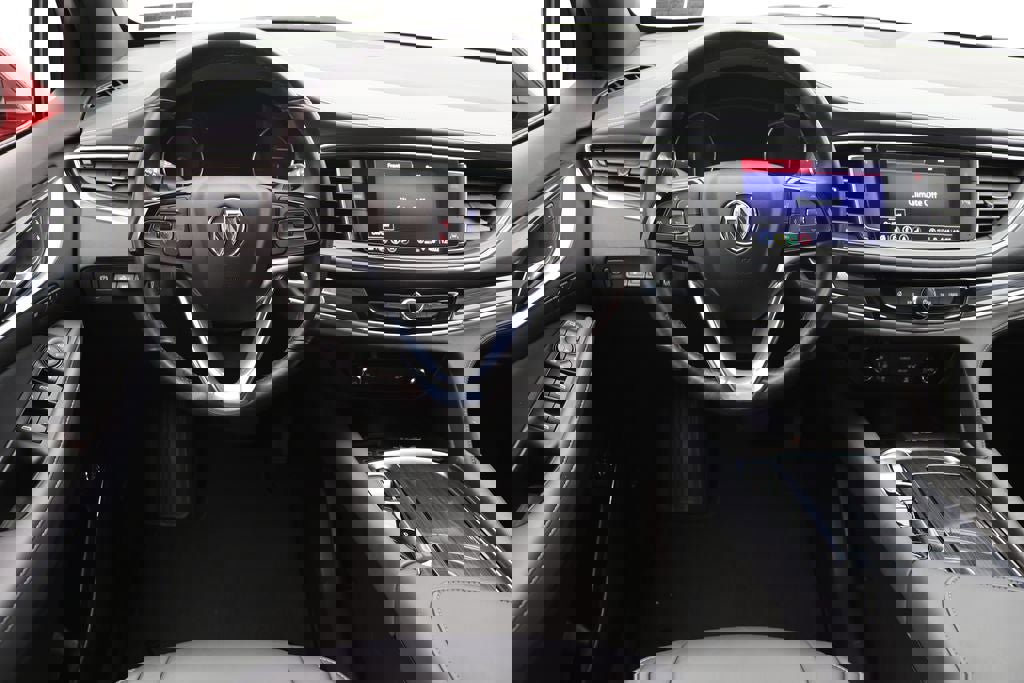 Used 2024 Buick Enclave Premium image 15