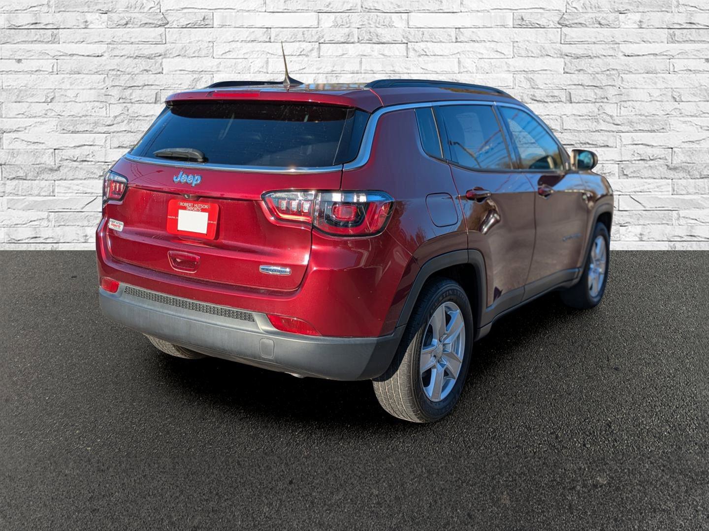 Used 2022 Jeep Compass Latitude FWD image 6