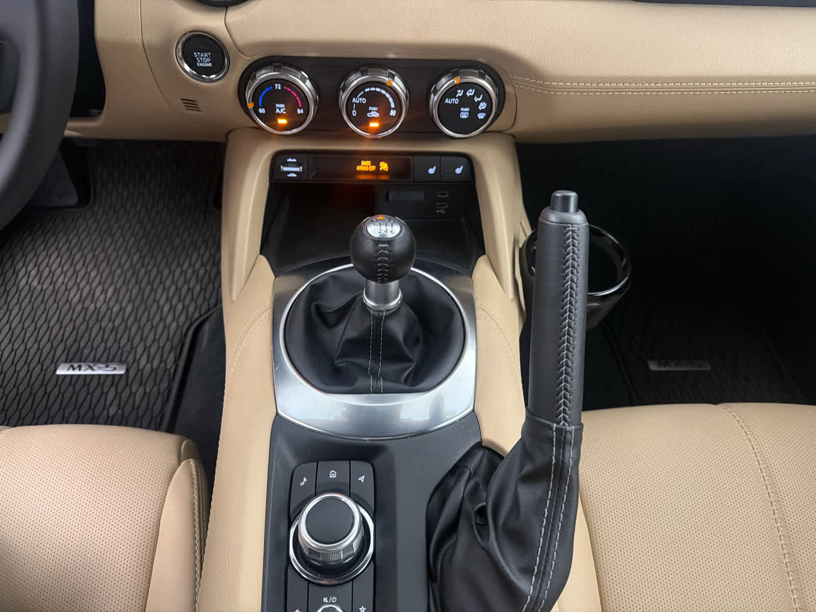 Used 2024 MAZDA MX-5 Miata RF Grand Touring image 19