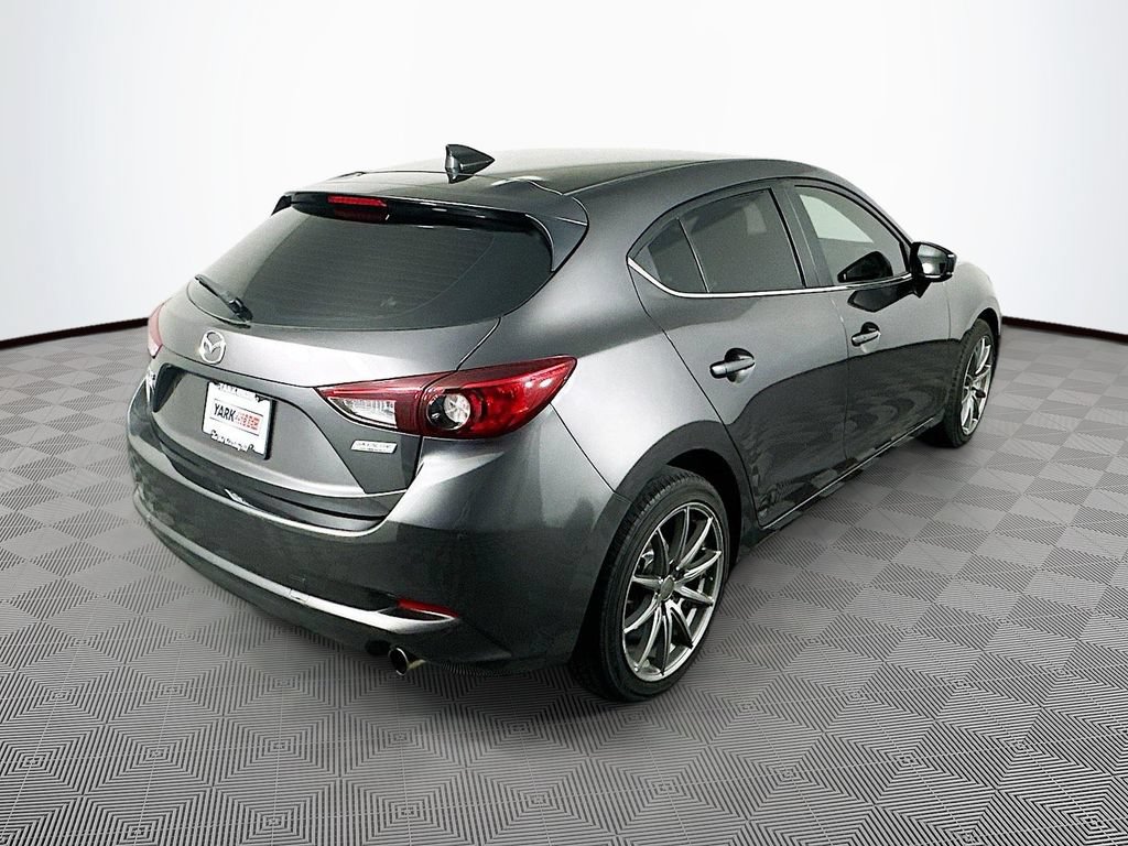 Used 2018 MAZDA MAZDA3 Touring FWD image 34
