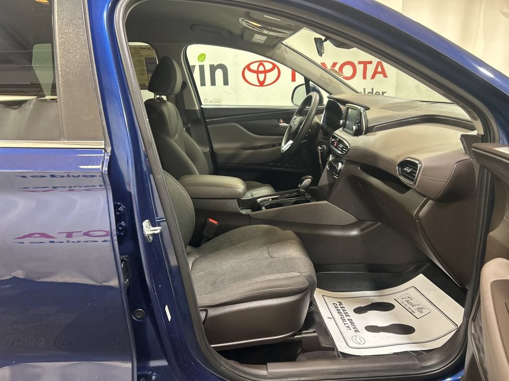 Used 2020 Hyundai Santa Fe SE AWD/4WD image 11