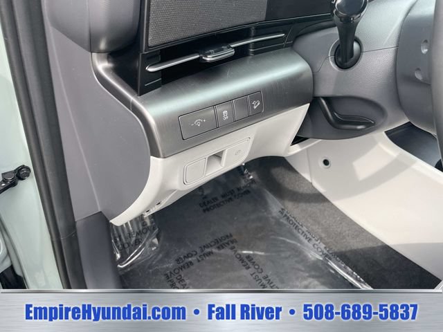 Used 2025 Hyundai Kona SEL FWD image 20