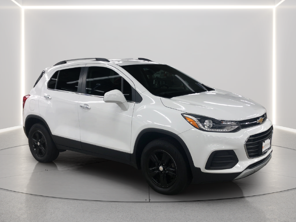 Used 2020 Chevrolet Trax LT w/ LT Convenience Package AWD/4WD image 27