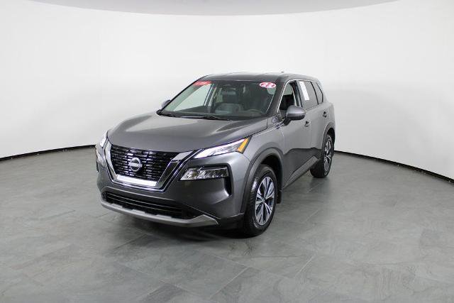 Certified 2022 Nissan Rogue SV image 2