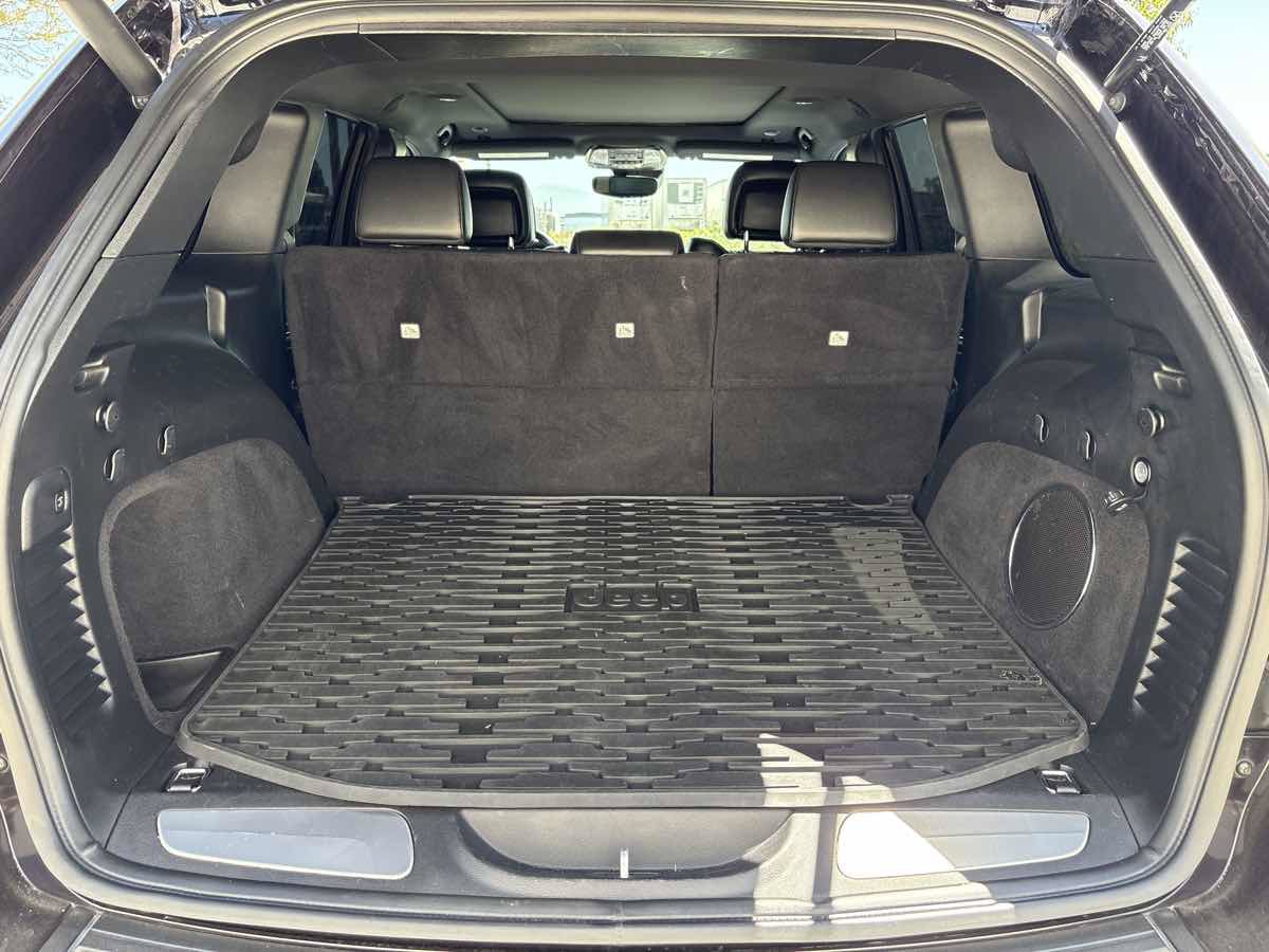 Used 2021 Jeep Grand Cherokee High Altitude RWD image 10