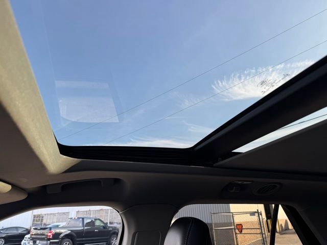 Certified 2022 Ford Explorer XLT w/ Equipment Group 202A image 25