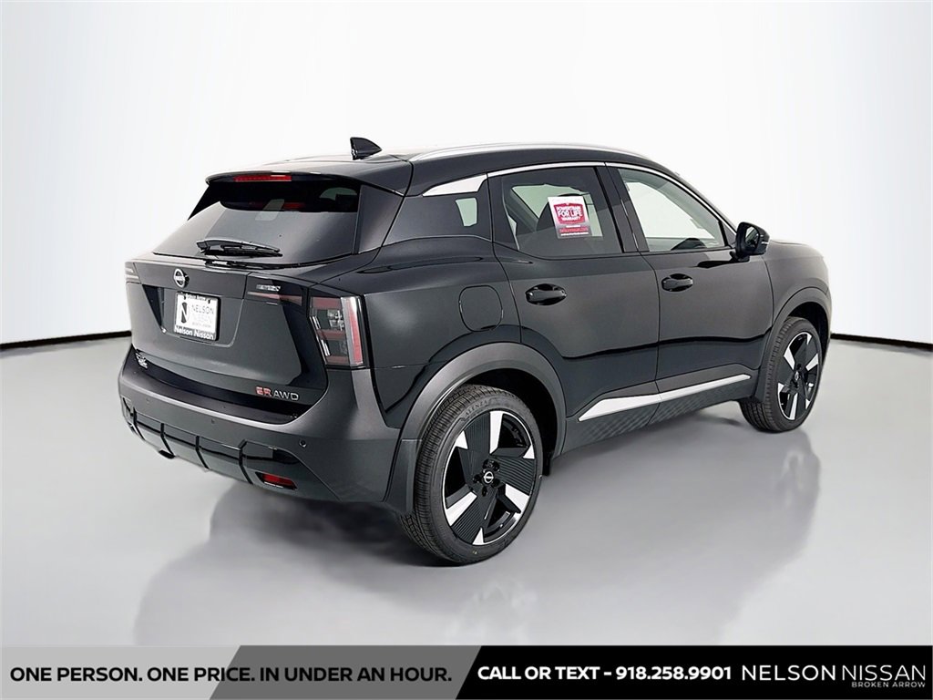 New 2025 Nissan Kicks SR w/ SR Premium Package image 5