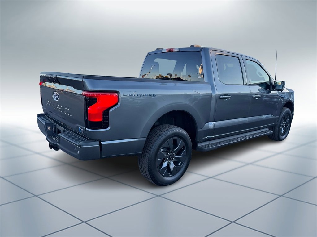 New 2025 Ford F150 Lightning Flash image 3