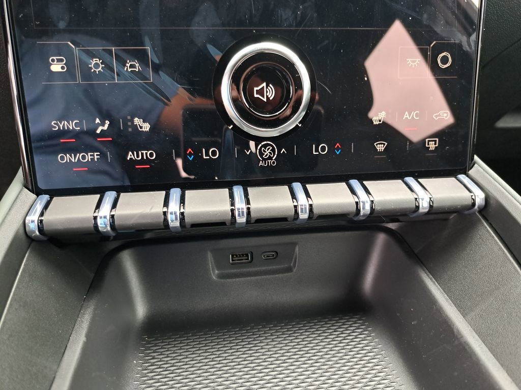 New 2026 GMC Terrain AT4 w/ LPO, Floor Liner Package image 24