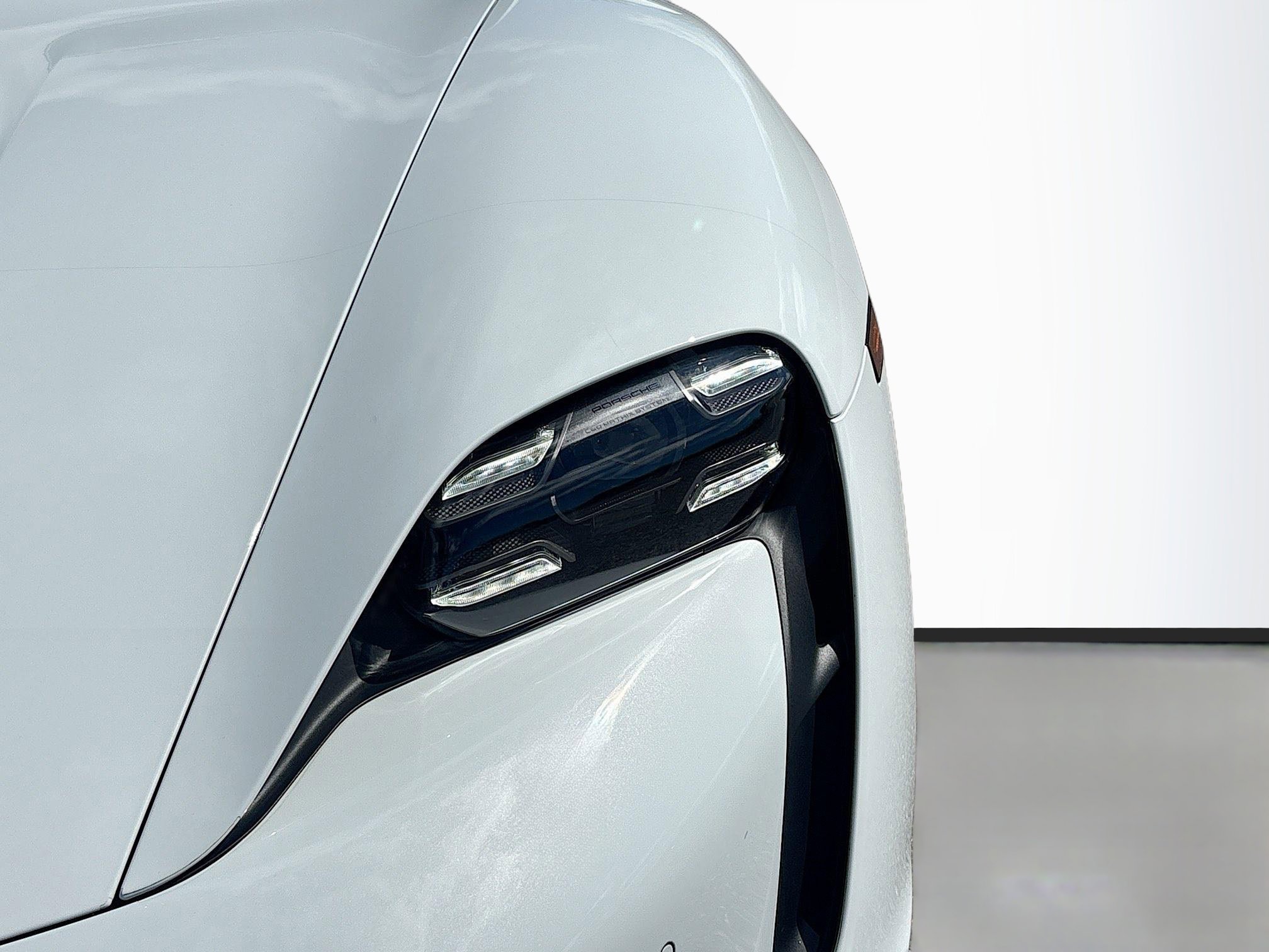 Used 2021 Porsche Taycan 4S image 43