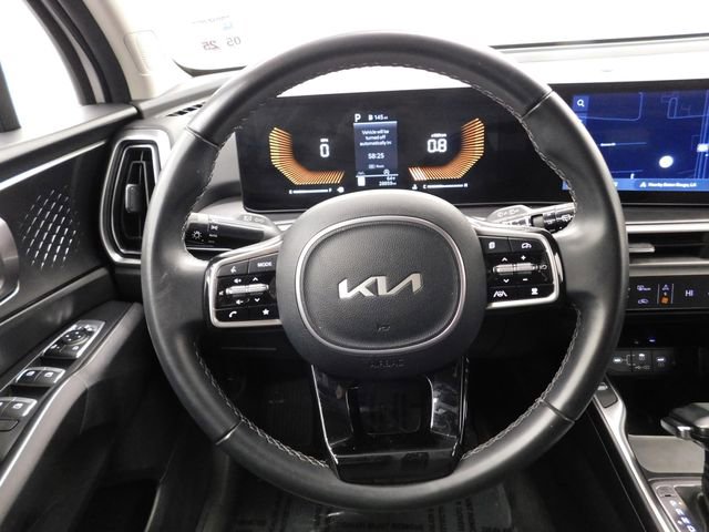 Used 2024 Kia Sorento S image 23