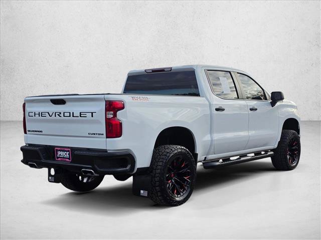 Used 2024 Chevrolet Silverado 1500 Custom Trail Boss w/ LPO, Dark Essentials Package AWD/4WD image 5
