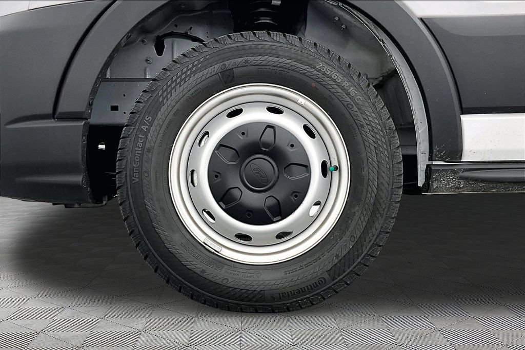 Used 2026 Ford Transit 150 Low Roof RWD image 9