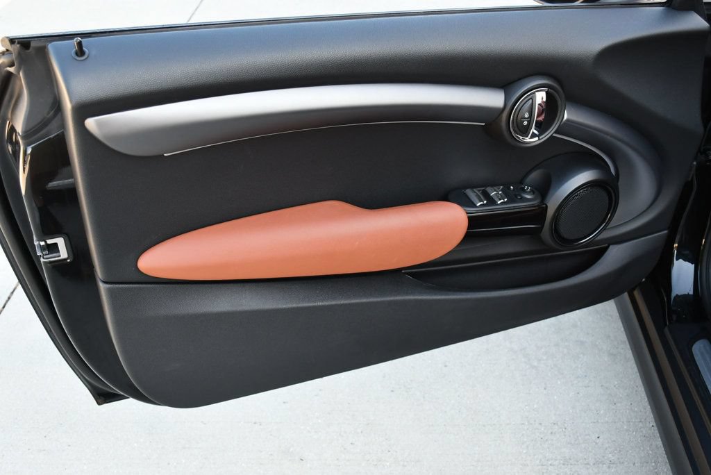 Used 2024 MINI Cooper S w/ Signature Upholstery Package FWD image 50