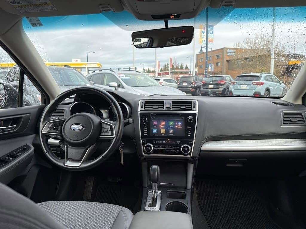Used 2018 Subaru Outback 2.5i Premium image 6