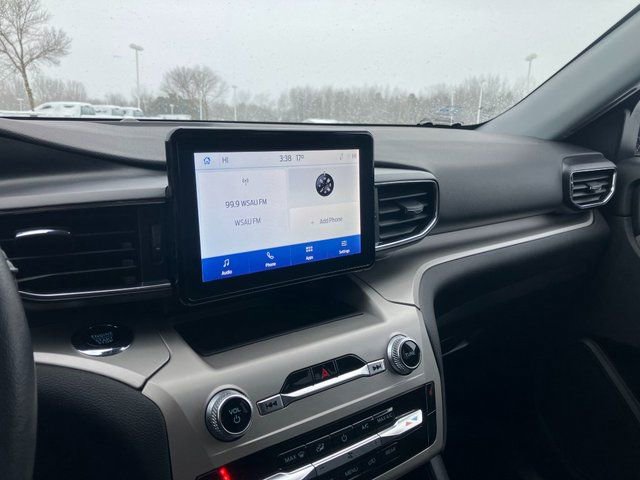 Used 2023 Ford Explorer XLT w/ Equipment Group 202A image 10