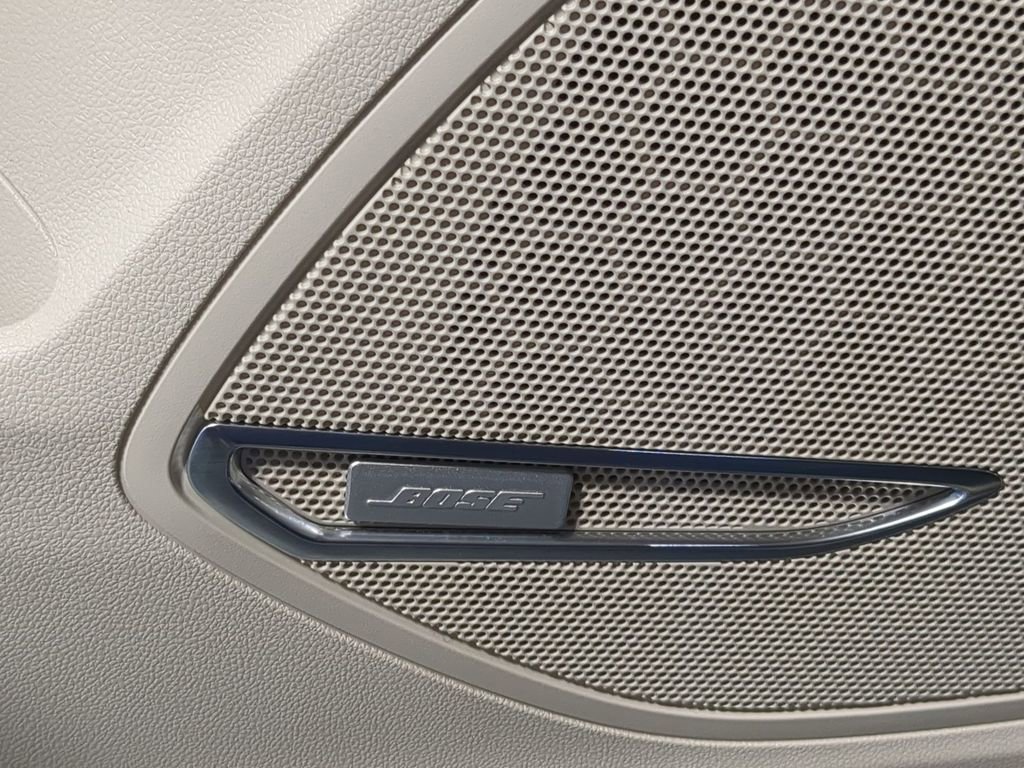 Used 2023 Buick Envision Avenir image 30