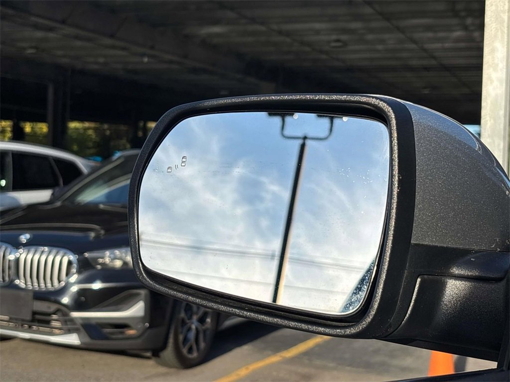 Used 2024 Ford Edge SEL image 27