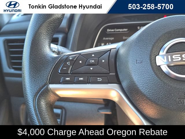 Used 2025 Nissan Leaf S FWD image 29