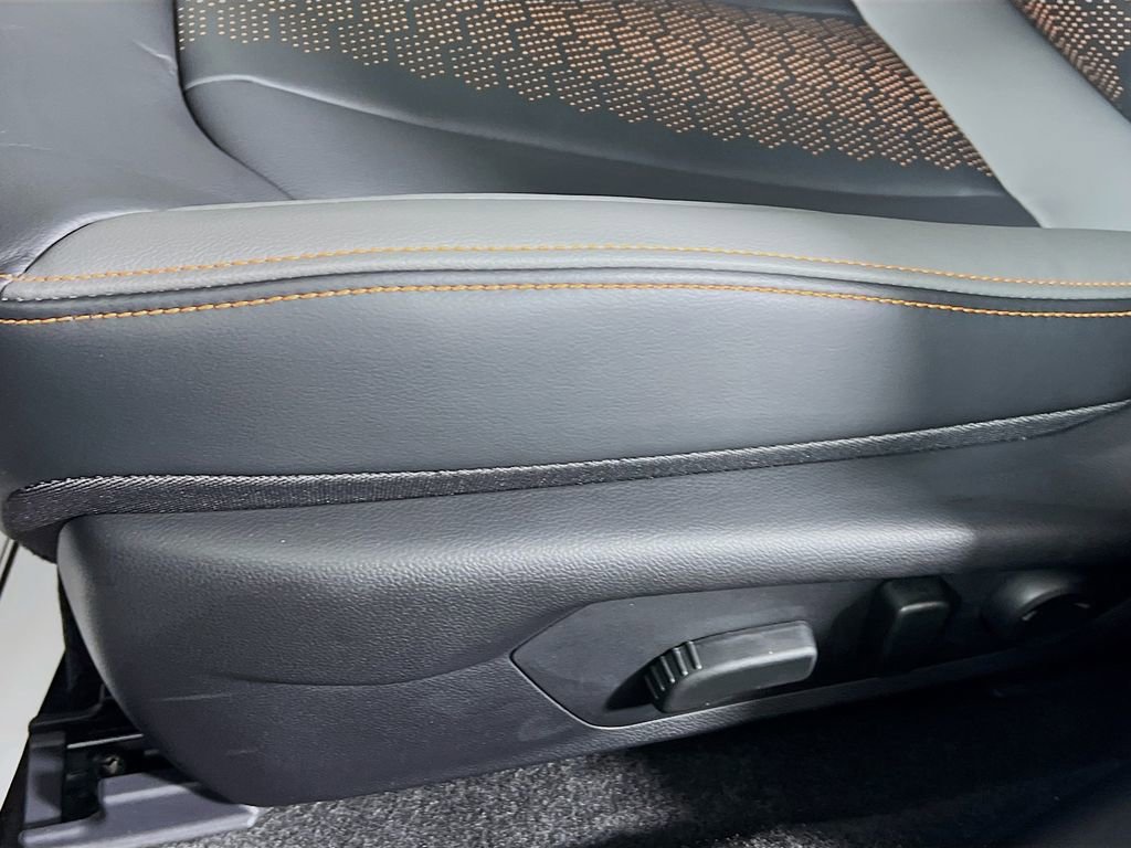 New 2026 Subaru Crosstrek 2.5i Limited w/ Popular Package #3A image 15