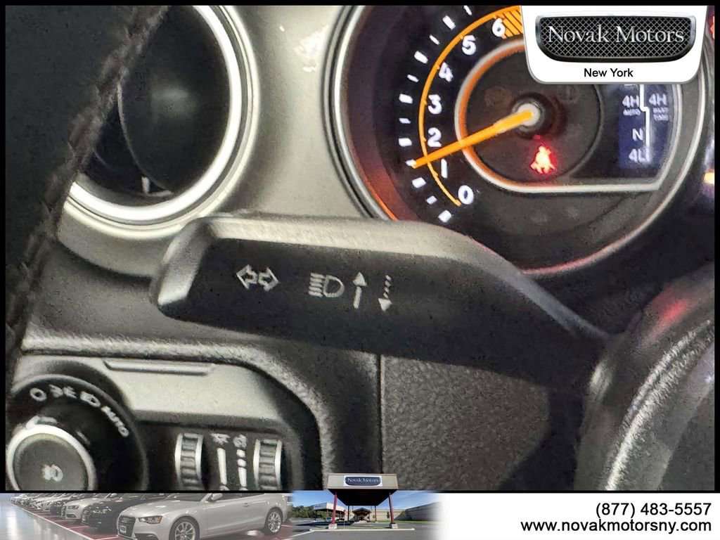 Used 2020 Jeep Wrangler Unlimited Sahara AWD/4WD image 19