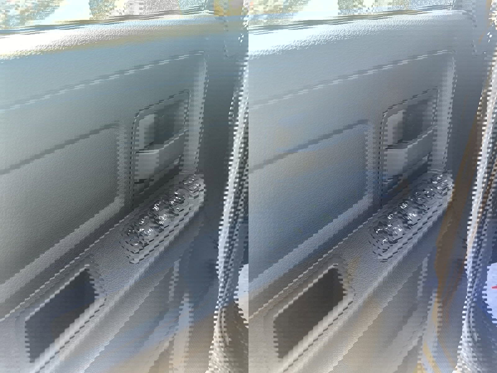 New 2024 RAM 2500 Tradesman w/ Chrome Appearance Group image 13