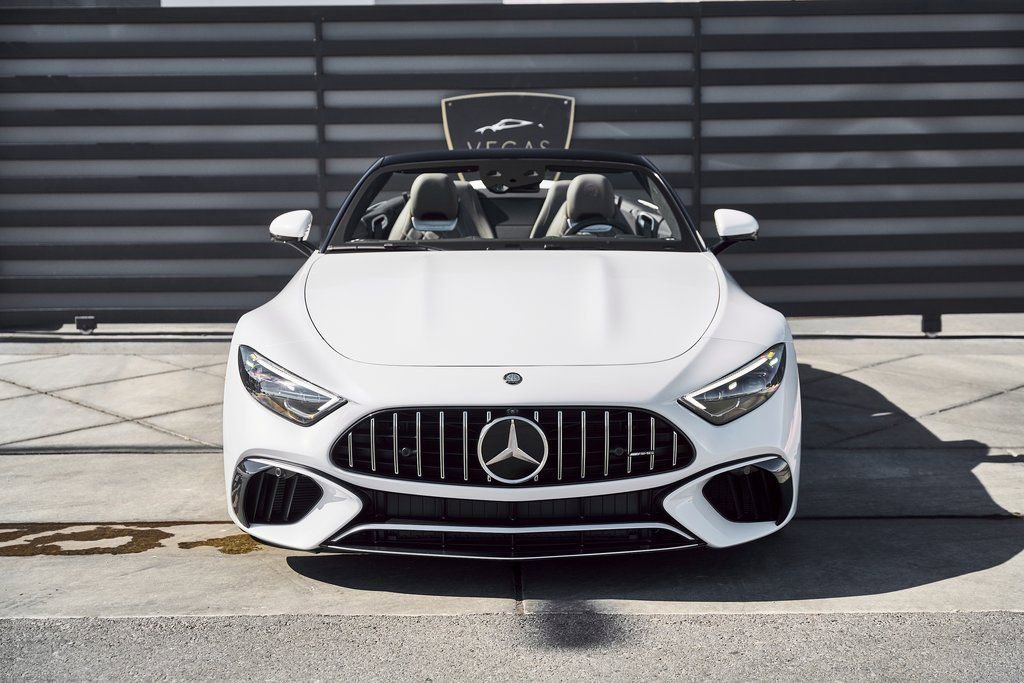 Used 2023 Mercedes-Benz SL 63 AMG 4MATIC image 19