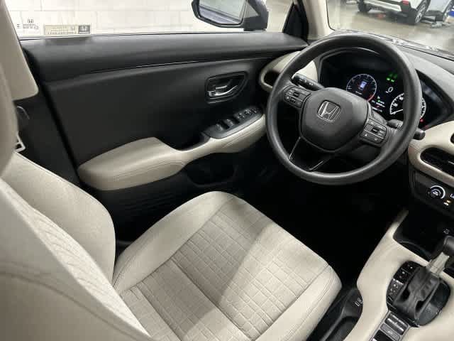 Certified 2027 Honda HR-V LX image 12